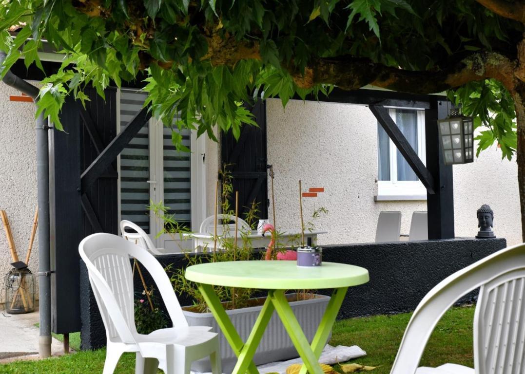 Le Gite De Domi Walygator Agen Le Passage  Exterior foto
